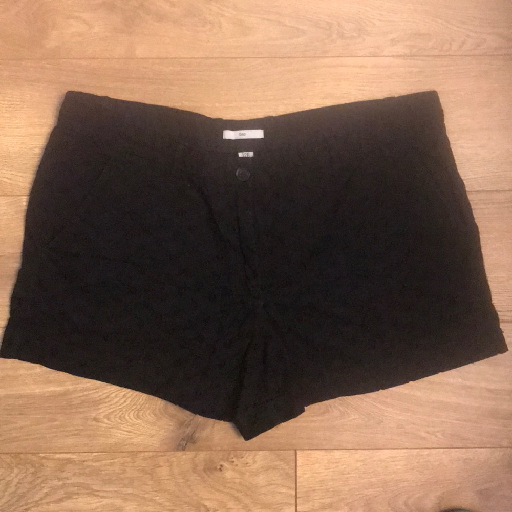 Gap shorts